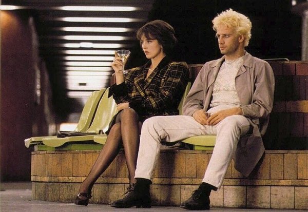 满盈网配资 巴黎的地下世界